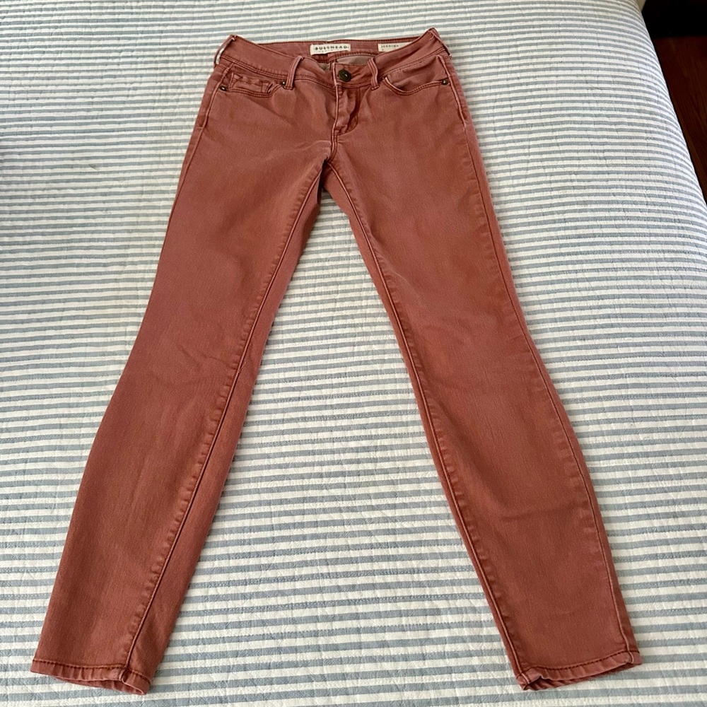Bullhead Low-Rise Skinny Jeans - Size 0 - Picture 6 of 11